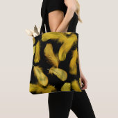 Gelbes Federmuster Tasche (Von Nahem)