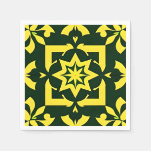 Gelbes florales Ornament auf grünem Hintergrund Serviette