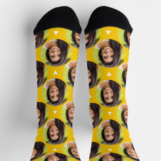 Gelbes Foto von Freundin für Freund Spaß Socken (Oben)