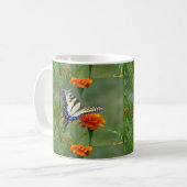Gelbes Frack Ost-Tiger Kaffeetasse (Vorderseite Links)