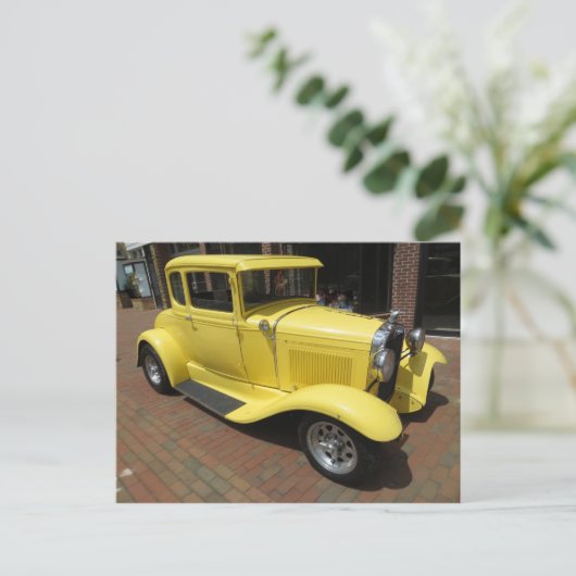 Gelbes Frisierte Auto Postkarte (Stehend Vorderseite)