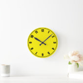 Gelbes Gesicht Runde Wanduhr (Zuhause)
