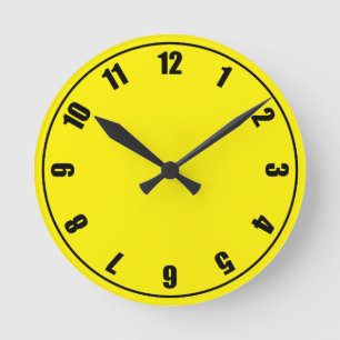 Gelbes Gesicht Runde Wanduhr