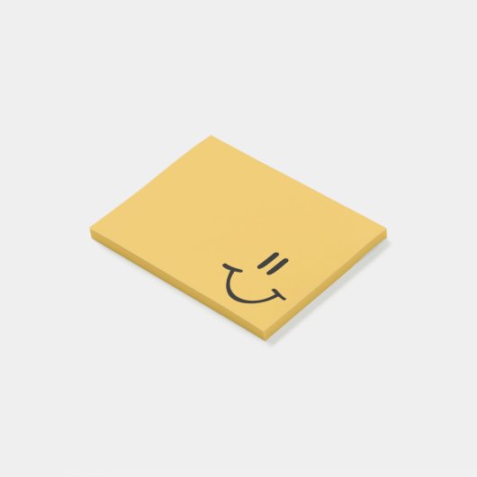 Gelbes glückliches Gesicht Post-it Klebezettel (angewinkelt)
