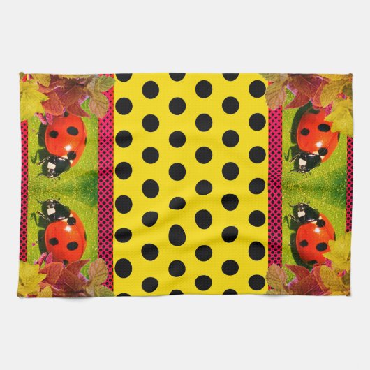 Gelbes Gold mit Polka Dots LadyBug Geschirrtuch (Horizontal)