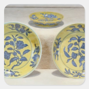 Gelbes GrundGeschirr gemalt im underglaze Quadratischer Aufkleber
