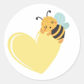 Gelbes Herz mit niedlichem Schlafen Runder Aufkleber (Vorderseite)