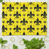 Gelbes Hintergrund Fleur-de-lis-Muster Geschirrtuch (Gefaltet)