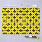 Gelbes Hintergrund Fleur-de-lis-Muster Seidenpapier (Handwerk)
