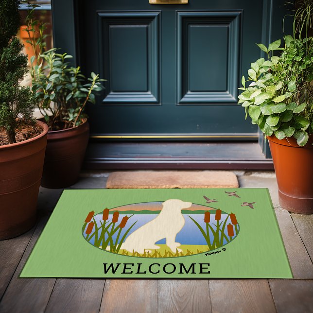 Gelbes Labrador Bird Dog Sunset Oval Fußmatte (Yellow Labrador Bird Dog Sunset Oval Doormat for Labrador Owners.  Personalized Gift Idea.)