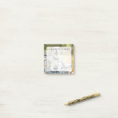 Gelbes Labrador liegt auf der Bank Post-it Klebezettel (Auf Schreibtisch)