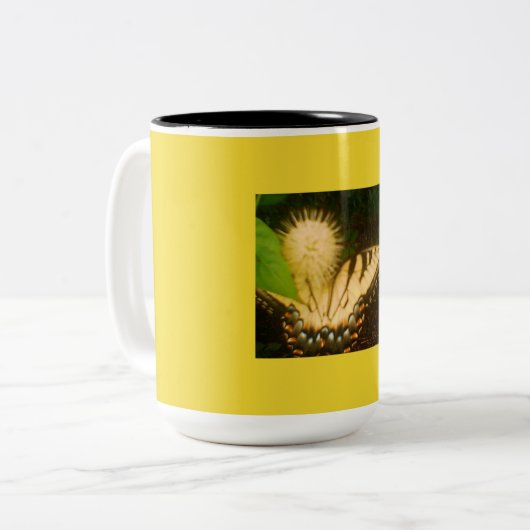 Gelbes Monarch-Schwarzes und Gelb Zweifarbige Tasse (Vorderseite Links)