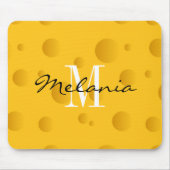 Gelbes, monogramm gelbes Schweizer Käsemäbchen Mousepad (Vorne)
