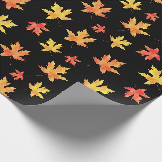 Gelbes Orangenfarbenes Ahornblattmuster Geschenkpapier (Ecke)