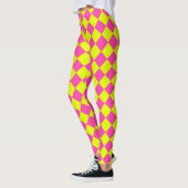 Gelbes Rosa Muster für das Diamant-Schachbrett Leggings (Links)