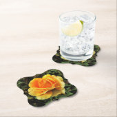 Gelbes Rose in der Natur Untersetzer (Vor Ort)