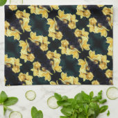 Gelbes Rose Trio Abstraktes Muster Geschirrtuch (Gefaltet)