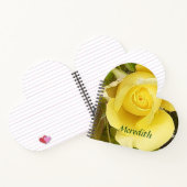 Gelbes Rosenknospe Herz Notizblock (Innenseite)