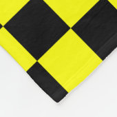 Gelbes Schwarz-Schachbrettmuster Fleecedecke (Ecke)