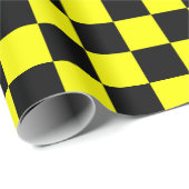 Gelbes Schwarz-Schachbrettmuster Geschenkpapier (Rolleneckpunkt)