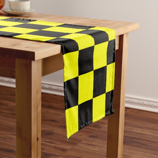 Gelbes Schwarz-Schachbrettmuster Kurzer Tischläufer (Beispiel)