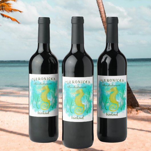 Gelbes Seepferd unter dem Meer Weinetikett