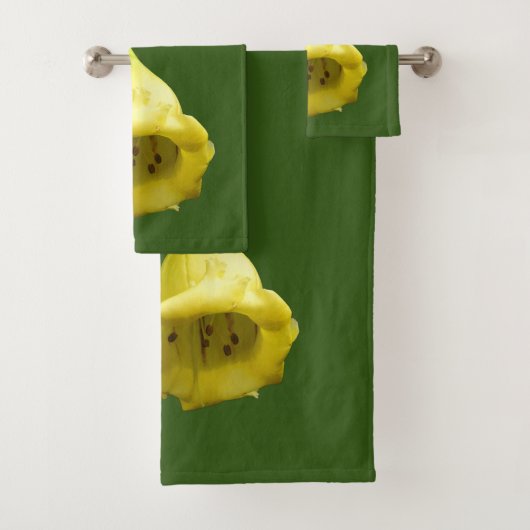 Gelbes tropisches Blossom Badhandtuch Set (Insitu)