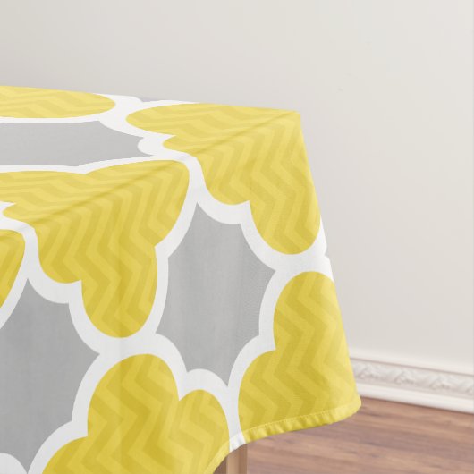 Gelbes u. graues Quatrefoil geometrisches Muster Tischdecke (Beispiel)