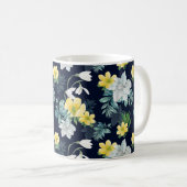 Gelbes und graues Blumenmuster Kaffeetasse (VorderseiteRechts)