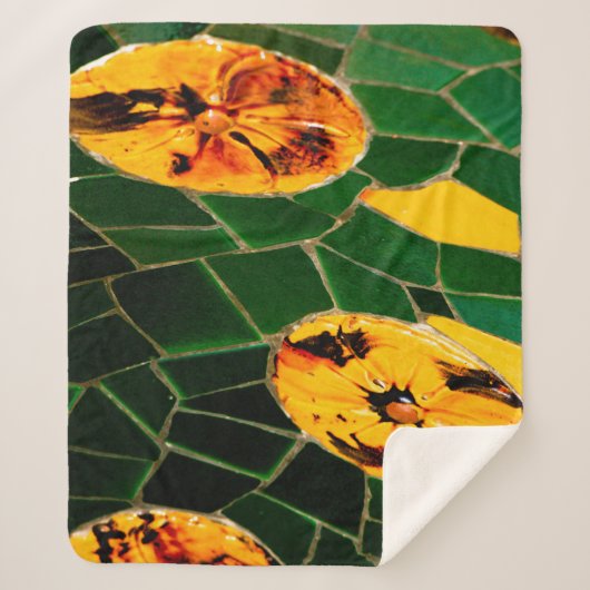 Gelbes und grünes spanisches Mosaik Sherpadecke (Vorderseite)