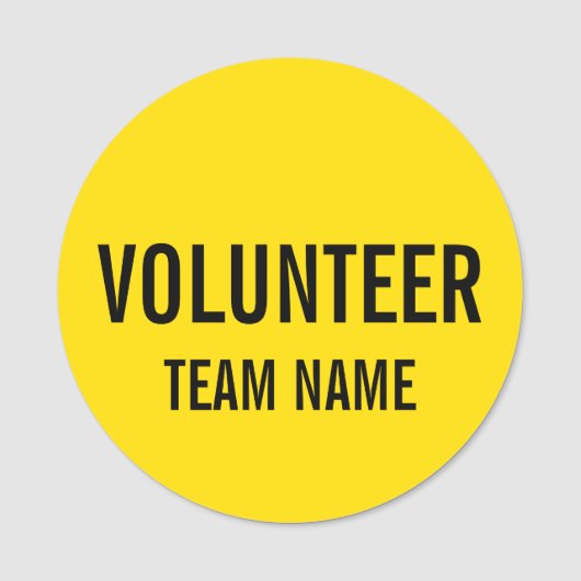 Gelbes Volunteer-Abzeichen mit benutzerdefinierten Namensschild (Vorderseite)