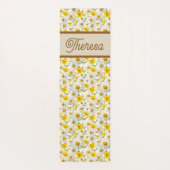 Gelbes Wildblumen-Muster Monogramm Name Yogamatte (Rückseite)