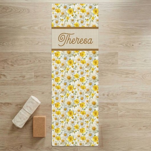 Gelbes Wildblumen-Muster Monogramm Name Yogamatte