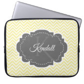 Gelbes Zickzack Personalisiertes Notebook-Sieb Laptopschutzhülle (Vorderseite)