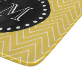 Gelbes Zickzack schwarzes Monogramm des Muster-| Schneidebrett (Ecke)