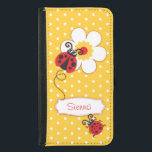 Gelbgelbe Ladybude Polka Blume Mädchen Klappe Gehä Samsung Galaxy S5 Geldbeutel Hülle<br><div class="desc">Niedliche original rote Ladybug / Ladybird auf einem hellgelben Polka Blume Kinder iPhone Gehäuse. Lies Sienna oder du kannst mit deinem eigenen Namen personalisieren. Exklusiv von Sarah Trett entworfen.</div>