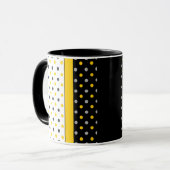Gelbgraue schwarze und weiße Polka Dot Moderne Tasse (Vorderseite Links)