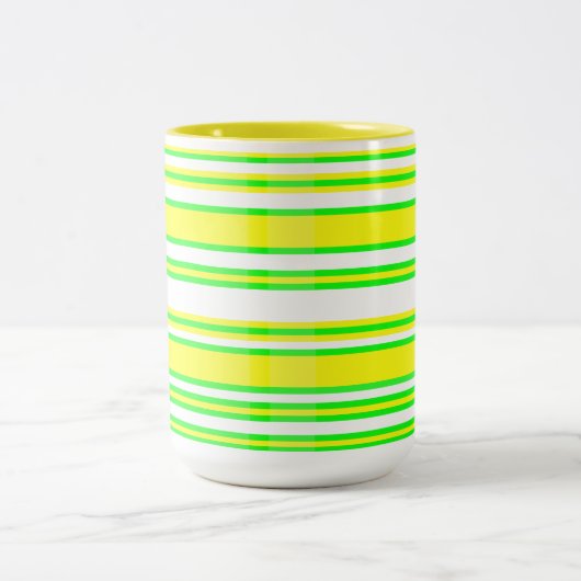 Gelbgrüner, horizontaler Multistreifen Zweifarbige Tasse (Mittel)