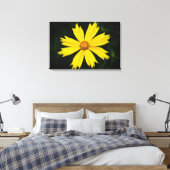 Gelbkosmos-Blume Nah-up 2 Leinwanddruck (Insitu (Schlafzimmer))