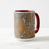 Gelblich-orange auf weißlich-grauem Kratzer Tasse (VorderseiteRechts)