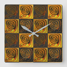 Gelbliche Quadrate und Kreise in rustikalen Mosaik Quadratische Wanduhr