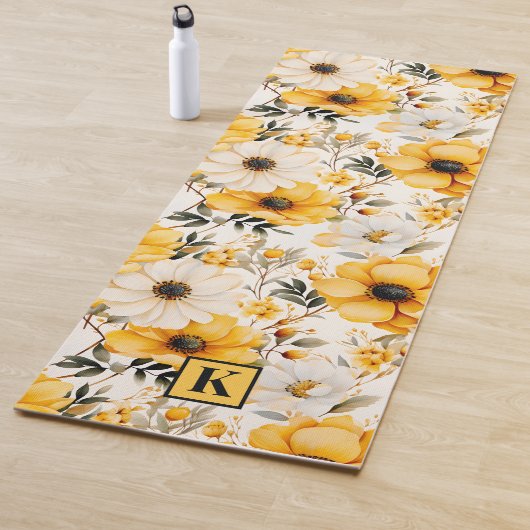 Gelbliches Monogramm-Blumenmuster Yogamatte (Beispiel)