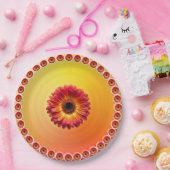 Gelborange Gradient Rote Gerbera-Halbmuster Pappteller (Party)