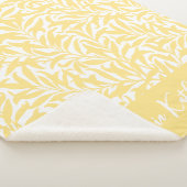 Gelbweide mit Monogramm Sherpadecke (3/4)