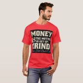 Geld ist das Motiv. T-Shirt (Vorne ganz)