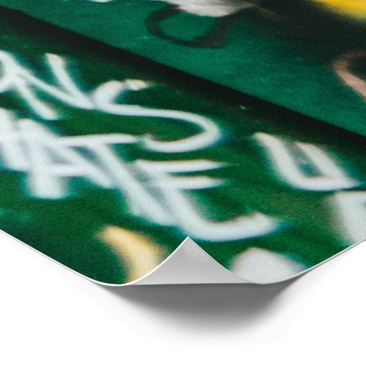 Geldautomat mit GRAFFITI Poster (Ecke)