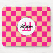 Gelegen in pfirsichfarbenem, rosa, geometrischem R Mousepad (Vorne)