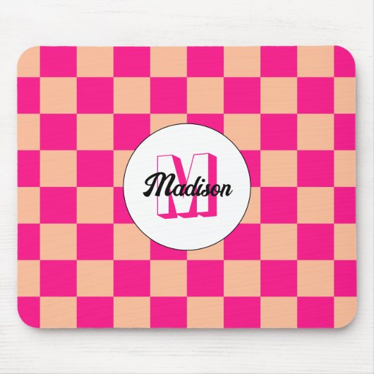 Gelegen in pfirsichfarbenem, rosa, geometrischem R Mousepad (Vorne)