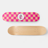 Gelegen in pfirsichfarbenem, rosa, geometrischem R Skateboard (Horizontal)