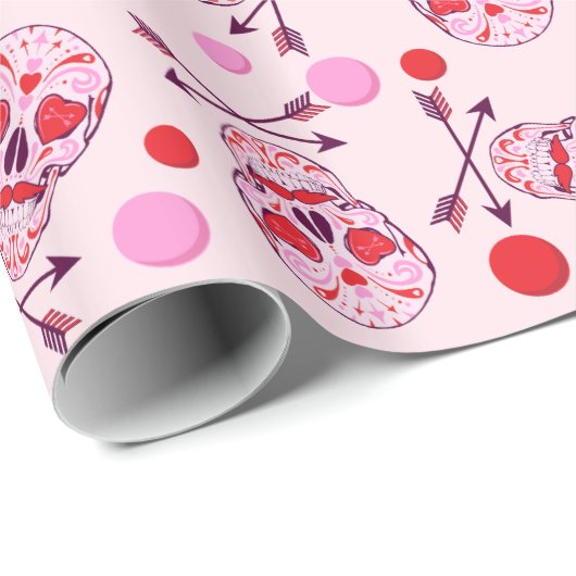 Gelegentliche Herz-Zuckerschädel u. -pfeile Geschenkpapier (Rolleneckpunkt)